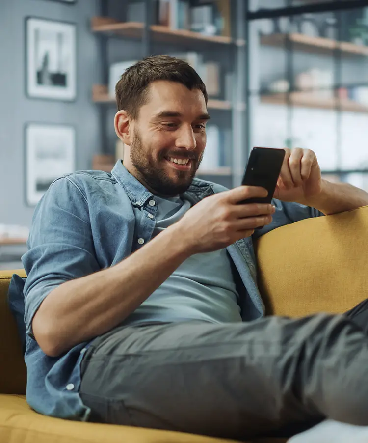 texting a doctor using asynchronous telehealth